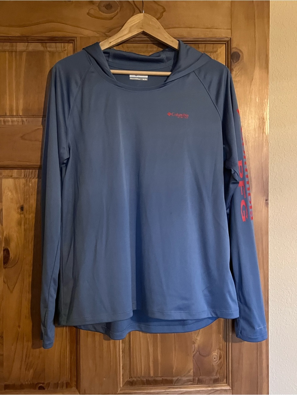 Columbia Women’s Slate Blue Hooded PFG Sun Shirt